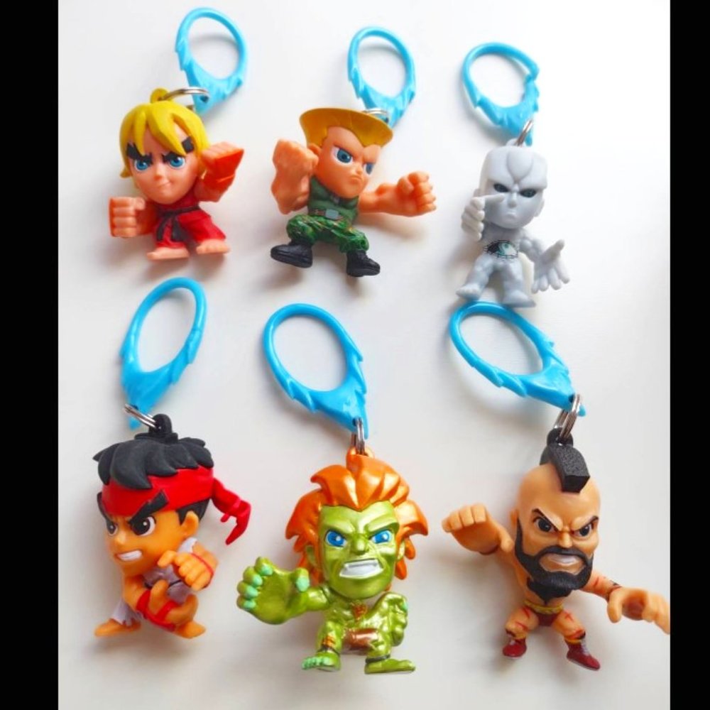 Street Fighter Collectible Keychain Backpack Hangers -set of 6 (from blind bags)